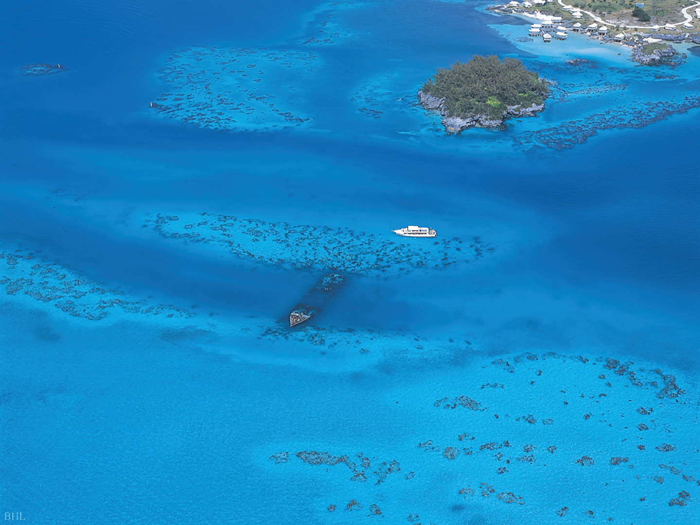 Sunken wreck of HMS Vixen, Daniel's Head, Sandy's Parish, Bermuda